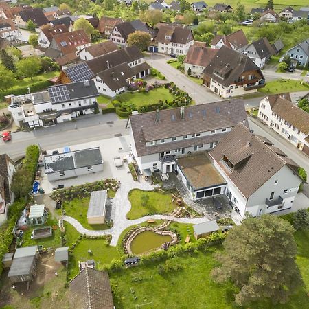 Alter Hirsch Hotell Pfalzgrafenweiler Exteriör bild