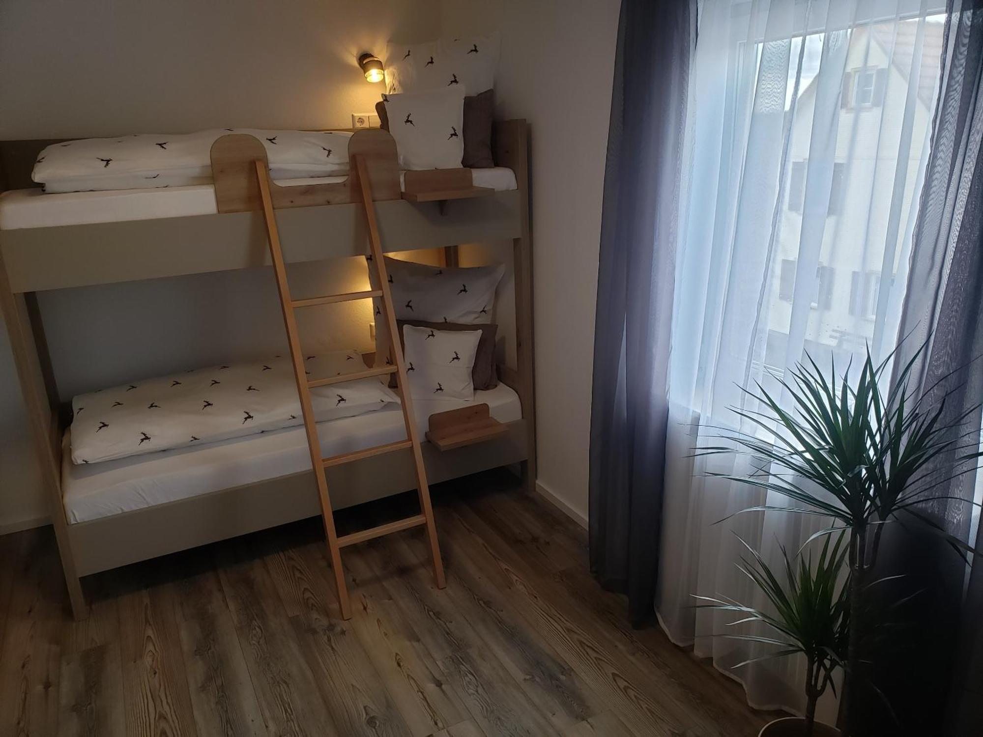 Alter Hirsch Hotell Pfalzgrafenweiler Rum bild