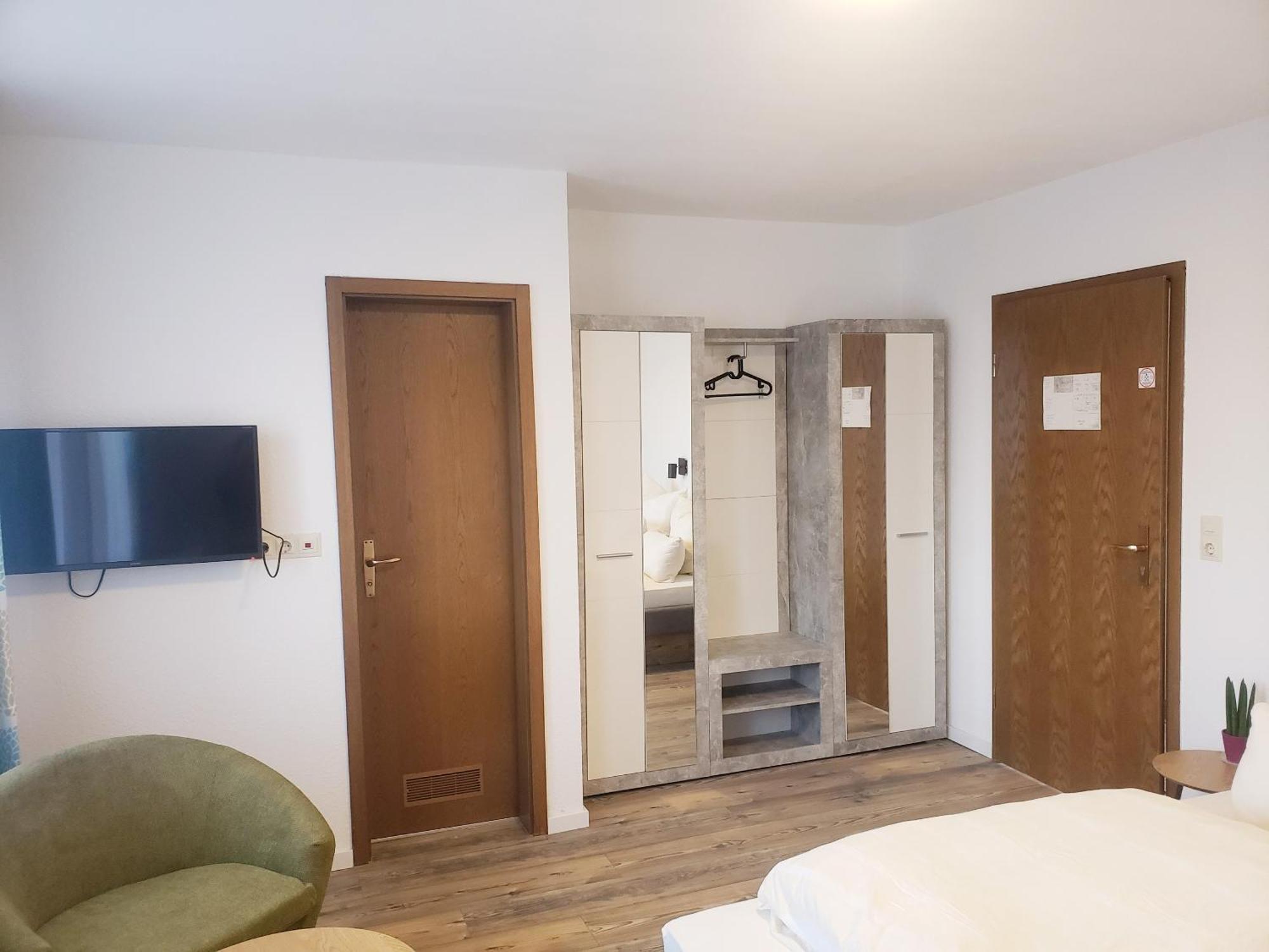 Alter Hirsch Hotell Pfalzgrafenweiler Rum bild